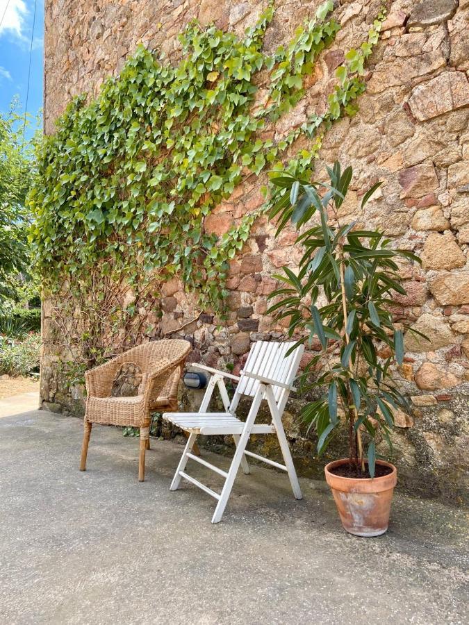 Ecoturisme Mas Ribas Hotel Palamos Exterior photo